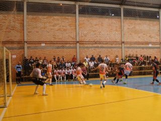Com boa participação da comunidade campeonato municipal de Futsal de Tio Hugo é iniciado