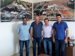 Deputado estadual Sérgio Turra visita Tio Hugo