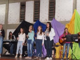 Orquestra Municipal formada por jovens do município realiza sua primeira apresentação