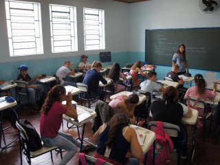 Matrículas e rematrículas na rede municipal de ensino vão até o dia 08 de dezembro