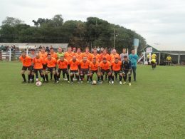 Copa dos Campeões de futebol de campo reúne times da região