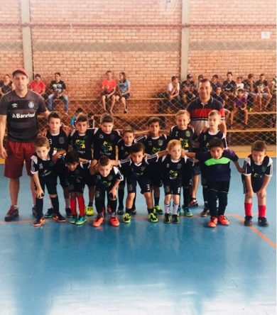 Equipe Sub 07 venceu sua partida por 7 a 0