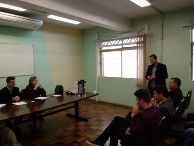 Gilso Paz participa de reunião em Passo Fundo