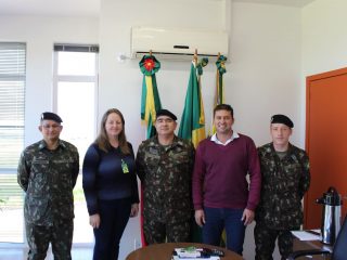 Prefeito recebe a visita de representantes do Posto de Recrutamento e Mobilização de Santo Ângelo