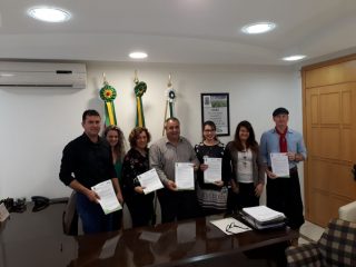 Município celebra convênio com abrigo de Não Me Toque