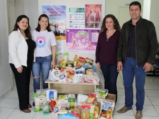 Grupo de mulheres encaminha 200 quilos de alimentos para doação