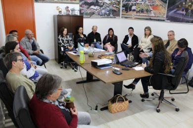 Tio Hugo planeja ações para desenvolver o turismo