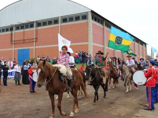 Desfile em comemoração a Semana Farroupilha foi realizado no dia 20 de setembro