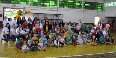 Família na escola: Projeto “Ler… Imaginar… Viajar com a família” foi finalizado