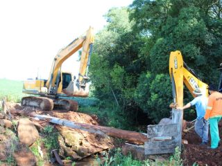 Recuperação de pontilhão