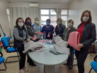 Ajuda da comunidade para confecção de máscaras