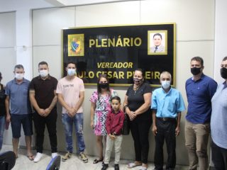 Sessão solene da Câmara Municipal de Vereadores homenageia Paulo Cesar Pereira