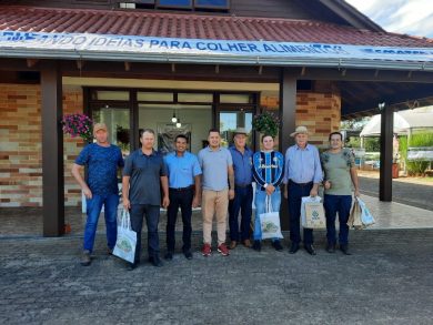 Tio-huguenses visitam da Expoagro Afubra em Rio Pardo