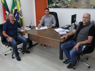 Estevão Pissolatto assume o Executivo Municipal de Tio Hugo