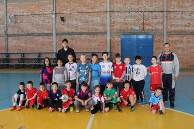 TIO HUGO É MAIS ESPORTE: Atividades esportivas desenvolvidas no município contemplam todas as idades