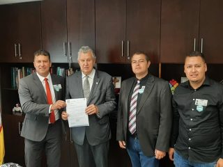 Representantes do Poder Executivo Municipal visitam parlamentares em Brasília