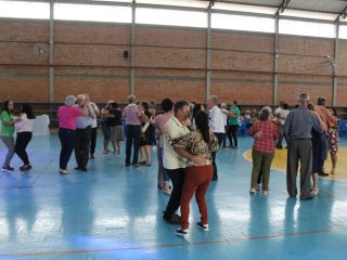 Baile de Terceira Idade celebra o aniversário do Município