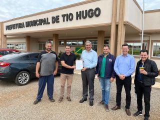 Secretário estadual de Agricultura, Pecuária, Produção Sustentável e Irrigação visita Tio Hugo