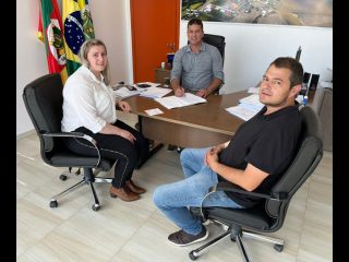 Jéssica Müller assume o Poder Executivo Municipal