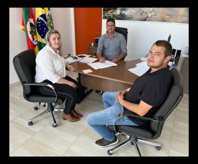 Jéssica Müller assume o Poder Executivo Municipal