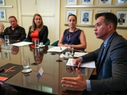 Prefeita Valduze participa de reunião na Secretaria Estadual de Segurança Pública